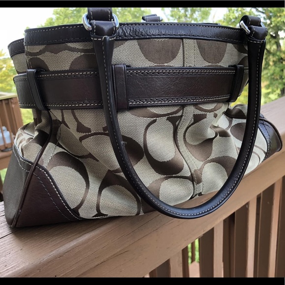 Authentic Coach Handbag! 👜 - Picture 8 of 8